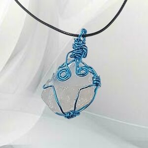 🌲10/$20. Elegant Blue Wire-Wrapped Light Pink Quartz Pendant with Cord Necklace